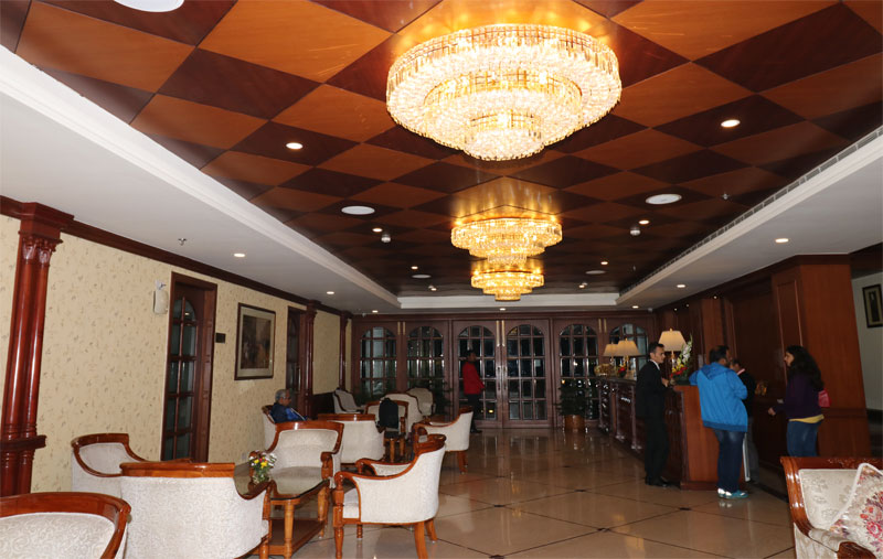 Exquisite Dining Experience at Royalede Casa
